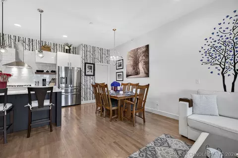Dining - 1129 E 7th Street B13, Tulsa, OK 74120 photo 1 of 1