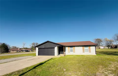 14925 S 332nd East Ave, Coweta, OK 74429