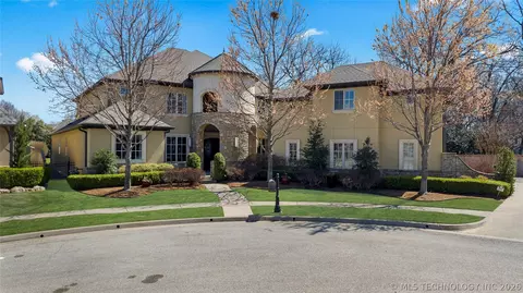 10617 S Winston Ct, Tulsa, OK 74137