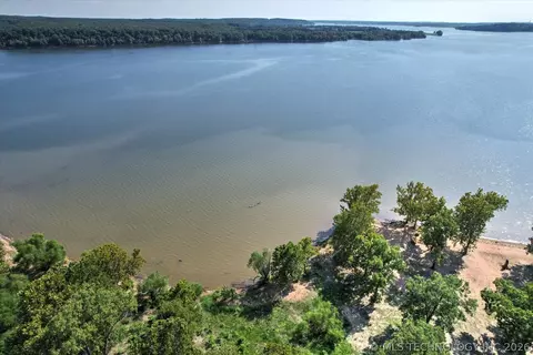 View/Area - 2130 E 4675 Rd, Pryor, OK 74361 photo 2 of 7