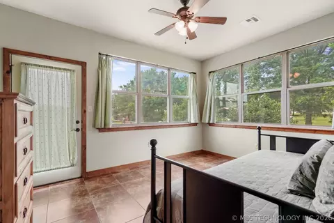 Bedroom - 2130 E 4675 Rd, Pryor, OK 74361 photo 1 of 7