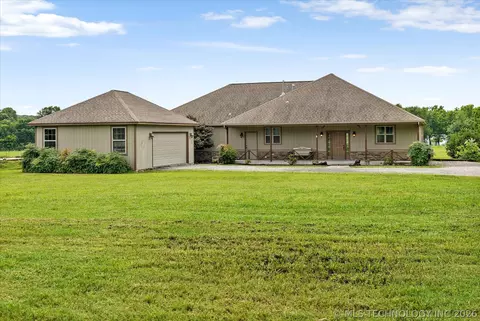 2130 E 4675 Rd, Pryor, OK 74361