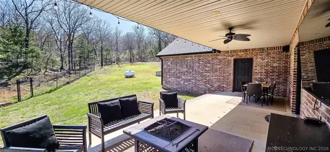 Exterior - 414894 E 1203 Rd, Eufaula, OK 74432 photo 6 of 22