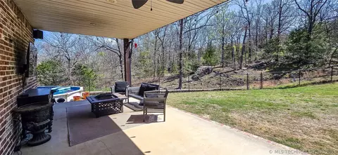 Exterior - 414894 E 1203 Rd, Eufaula, OK 74432 photo 8 of 22