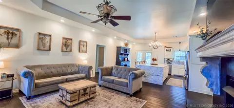 Living - 414894 E 1203 Rd, Eufaula, OK 74432 photo 1 of 5
