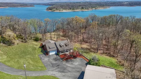 32548 S Cookson Bluff Rd, Park Hill, OK 74451