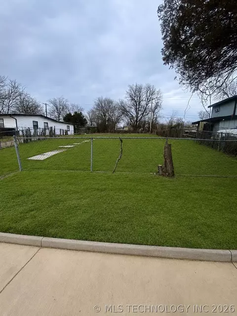 543 E 52nd Street North N, Tulsa, OK 74126