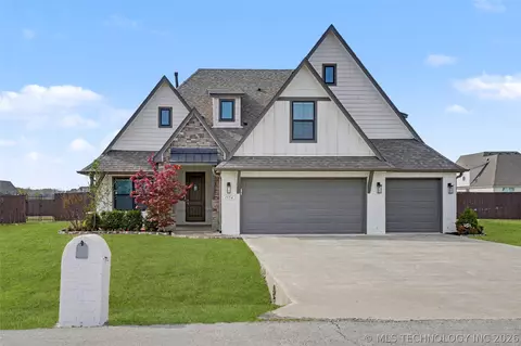 1954 E 173rd St S, Mounds, OK 74047