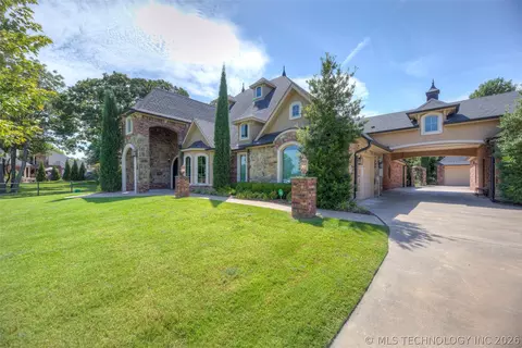 Exterior - 17940 E Red Hawk Rd, Owasso, OK 74055 photo 3 of 9