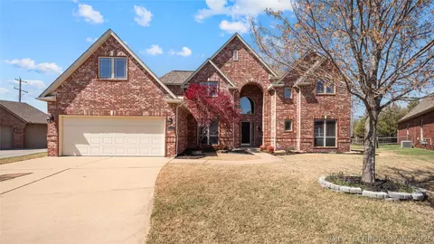 4301 N Walnut Ave, Broken Arrow, OK 74012