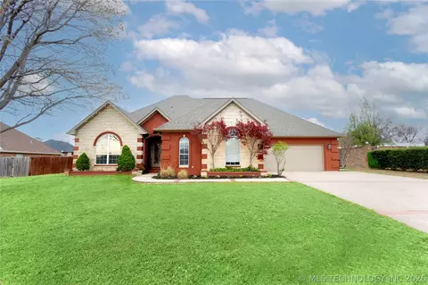 2108 Country Springs St, Mcalester, OK 74501