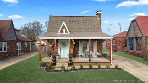 1516 S College Ave, Tulsa, OK 74104