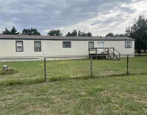 3858 County Street 2790, Rush Springs, OK 73082