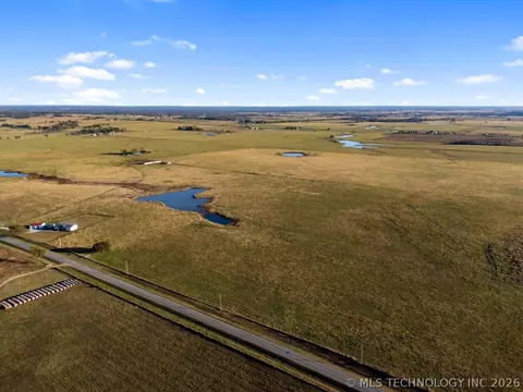 4 E 330 Rd, Big Cabin, OK 74332