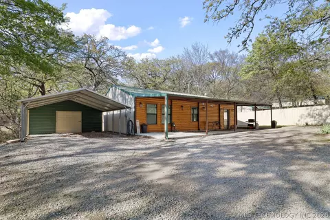 536 S Texoma Rd, Mead, OK 73449