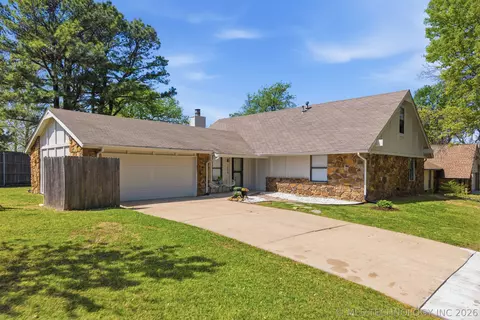 1804 W 64th St, Tulsa, OK 74132