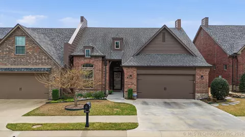 11016 E 83rd Pl, Tulsa, OK 74133