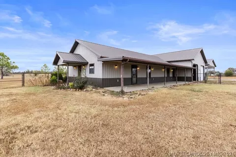 438929 E 230 Rd, Vinita, OK 74301
