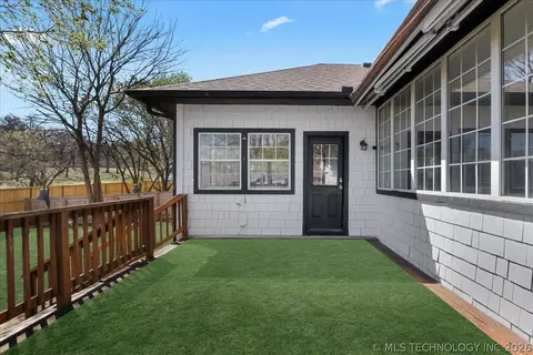 Exterior - 7122 E 100th Pl, Tulsa, OK 74133 photo 3 of 3