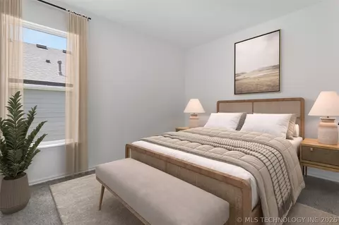 Bedroom - 5010 N Walnut Ave, Broken Arrow, OK 74014 photo 3 of 6