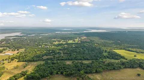 2 Cardell Way, Eufaula, OK 74432