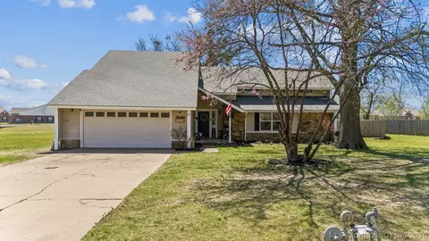 10594 E Birch St, Claremore, OK 74019