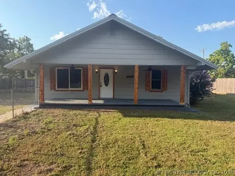163 W Cheyenne Ave, Vinita, OK 74350