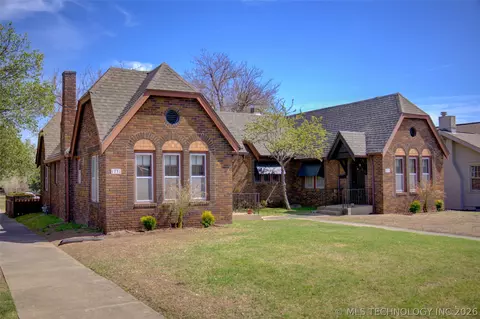1731 S Yorktown Ave, Tulsa, OK 74104