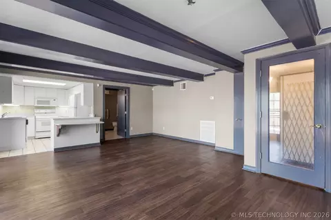 Living - 3811 E 74th St, Tulsa, OK 74136 photo 13 of 15