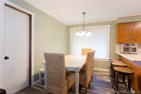 Dining - 106754 S 4282, Checotah, OK 74426 photo 1 of 3