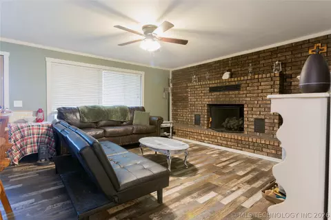 Living - 106754 S 4282, Checotah, OK 74426 photo 1 of 1