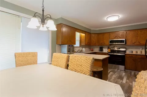 Dining - 106754 S 4282, Checotah, OK 74426 photo 2 of 3