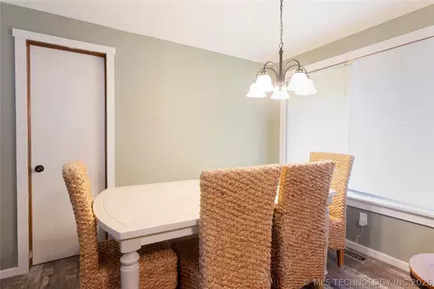 Dining - 106754 S 4282, Checotah, OK 74426 photo 3 of 3