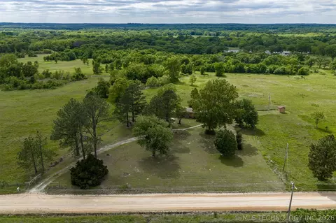 103051 N 3810, Okemah, OK 74859