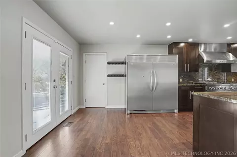 Kitchen - 3526 E 75th St, Tulsa, OK 74136 photo 2 of 5