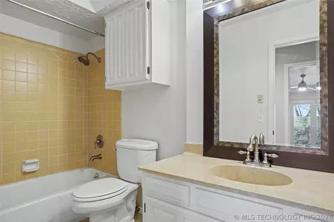 Bath - 3526 E 75th St, Tulsa, OK 74136 photo 7 of 7