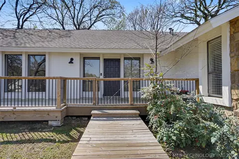 Exterior - 3526 E 75th St, Tulsa, OK 74136 photo 6 of 11