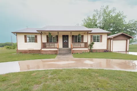 32 Holiday Rd, Burneyville, OK 73430