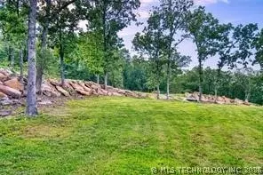 Hwy 100, Gore, OK 74435