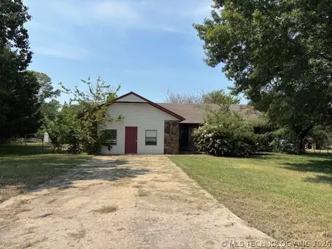 196 Elm Dr, Pryor, OK 74361
