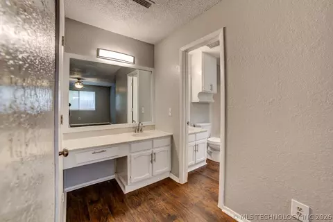 Bath - 10912 E 16th St, Tulsa, OK 74128 photo 1 of 2