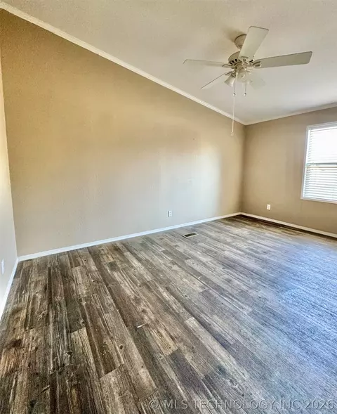 421830 E 1162 Rd, Eufaula, OK 74432 photo 12