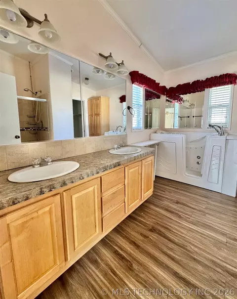 421830 E 1162 Rd, Eufaula, OK 74432 photo 19