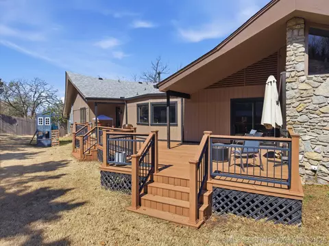 Exterior - 3414 E 64th St, Tulsa, OK 74136 photo 6 of 11