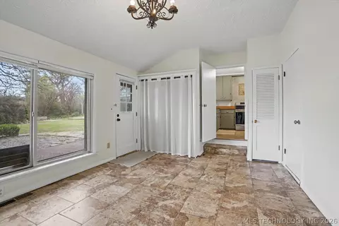 4429 E 46th Pl, Tulsa, OK 74135 photo 24