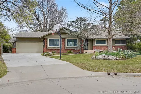 4429 E 46th Pl, Tulsa, OK 74135 photo 3