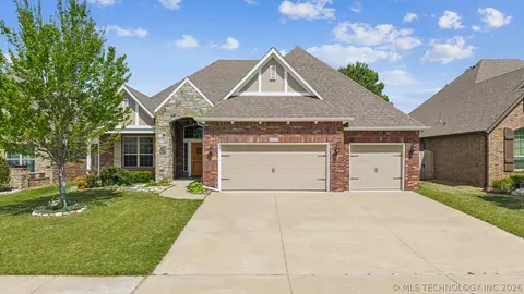 3000 W Delmar St, Broken Arrow, OK 74012