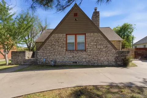 3182 E 1st St, Tulsa, OK 74104