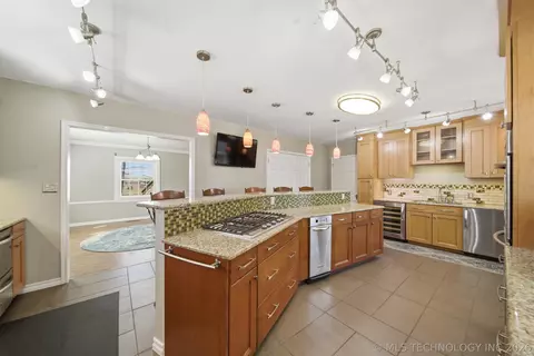 Kitchen - 3182 E 1st St, Tulsa, OK 74104 photo 3 of 5