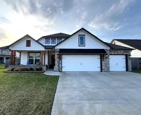 2912 S 6th Pl, Broken Arrow, OK 74012